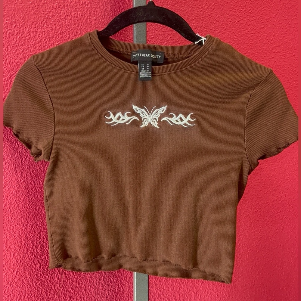 Streetwear Society Brown Ribbed Crop Top with White Butterfly Graphic